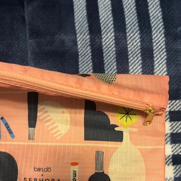 Sephora x Bando Peach Cosmetic Pouch - Picture 3 of 3